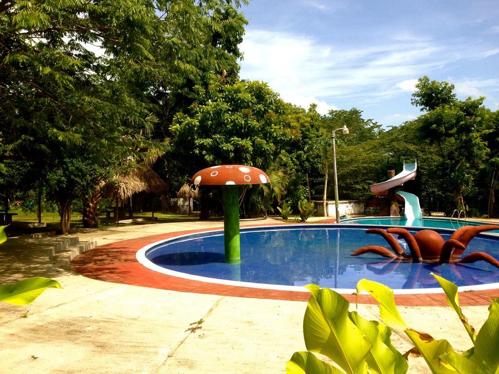Hotel Villas Magen El Remate Esterno foto