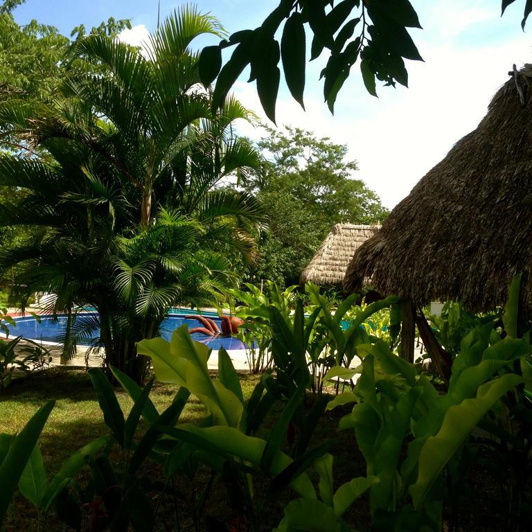 Hotel Villas Magen El Remate Esterno foto